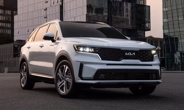 Đại lý Kia tại Mỹ phải đền bù 1 triệu USD vì bán xe kênh giá