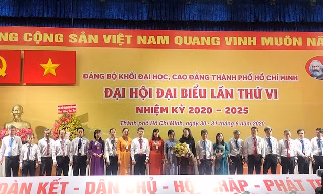 100% giảng viên có trình độ sau đại học