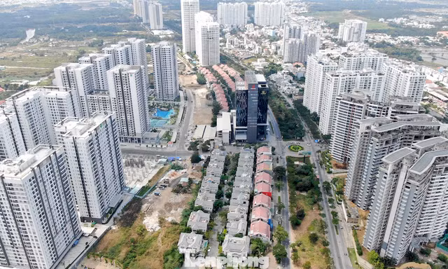 TPHCM quyết định tiếp tục duy trì Tổ công tác tháo gỡ vướng mắc bất động sản