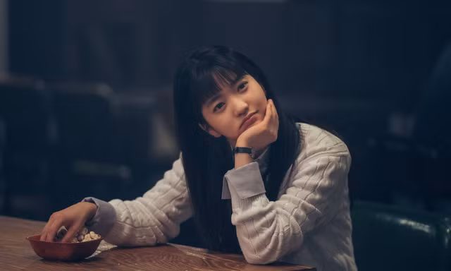 Knet chỉ ra lý do khiến "Thị hậu" Kim Tae Ri là một trong 3 người nổi tiếng cư xử tệ nhất năm