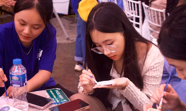 Teen Hải Phòng dự workshop bước vào thế giới của người khiếm thính