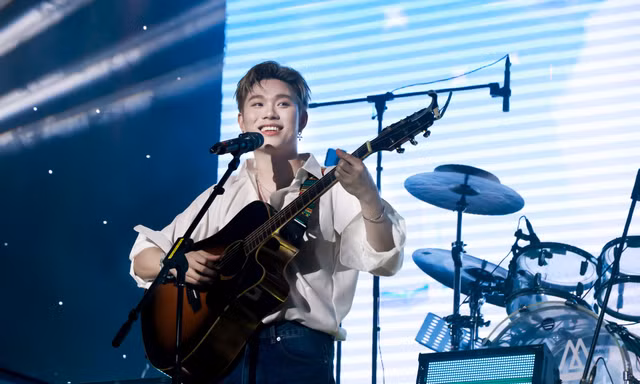 Fan Dương Domic nhận lời khen vì làm rõ nghi vấn "trộm" phương pháp stream của ARMY