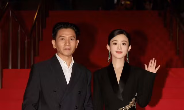 Triệu Lệ Dĩnh bị đồn hẹn hò với đạo diễn có tiếng, fan: "Chị hạnh phúc là được"