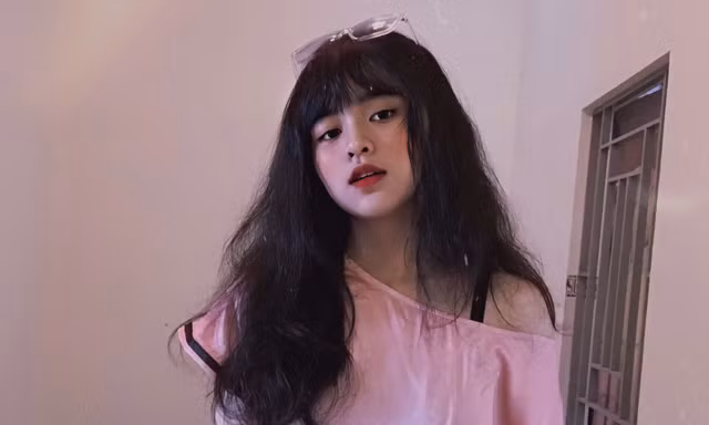 Nữ sinh Tây Nguyên xinh đẹp ước mơ trở thành người bảo vệ công lý
