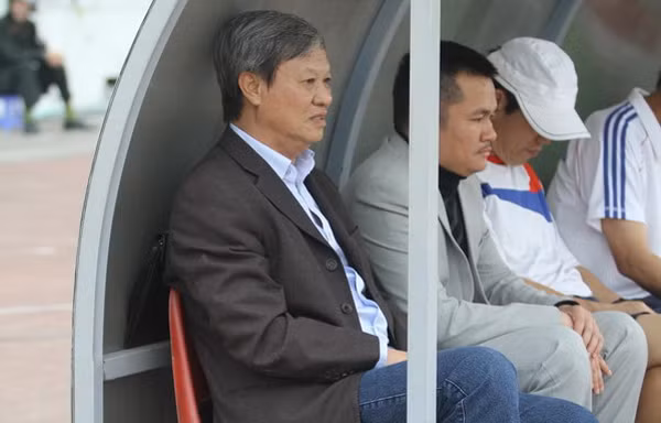 HLV Lê Thụy Hải đang gặp nhiều khó khăn với V.Hải Phòng - Ảnh TUV