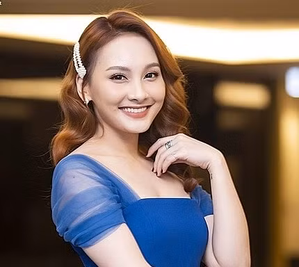 Showbiz 28/7: Trở về từ Đà Nẵng, Bảo Thanh nói gì khi tự cách ly?