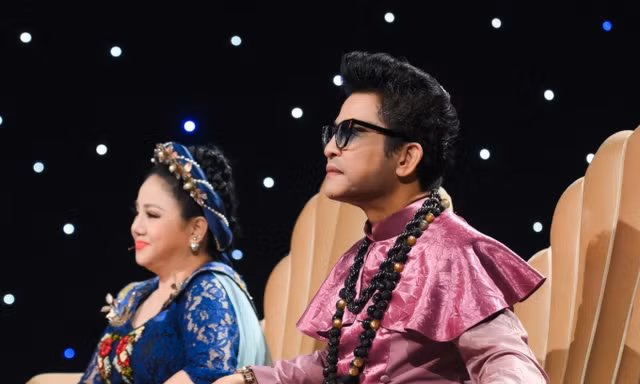 Showbiz 13/1: MC Thanh Bạch lên tiếng khi bị chê ăn mặc quái dị
