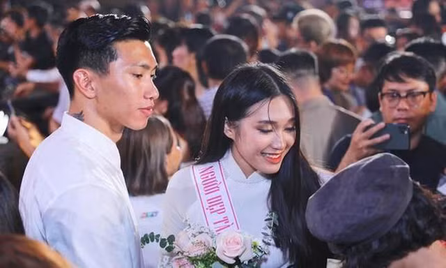 Đăng ảnh tình tứ bên Doãn Hải My, Đoàn Văn Hậu bị cư dân mạng ‘cà khịa’ nhắc tới người yêu cũ 