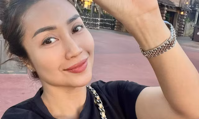 Showbiz 16/3: Ốc Thanh Vân bán hàng online, đi ship hàng ở Australia