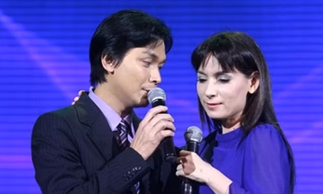 Mạnh Quỳnh được xem là người bạn tri kỉ, "người tình sân khấu" của Phi Nhung. 