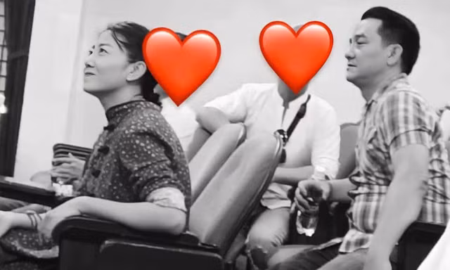 NSND Hồng Vân làm lễ cúng diễn viên Anh Vũ và Mai Phương 