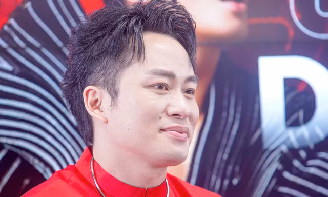 Tùng Dương: 'Vợ tôi khó tính'
