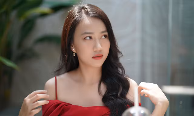 Huỳnh Hồng Loan: 'Khi quay cảnh bị cưỡng hiếp, Cao Minh Đạt đã xin lỗi tôi'