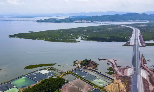 Thời gian tới, một trong những nhiệm vụ lớn của Quy hoạch tổng thể quốc gia là hoàn thiện mạng lưới đường bộ cao tốc