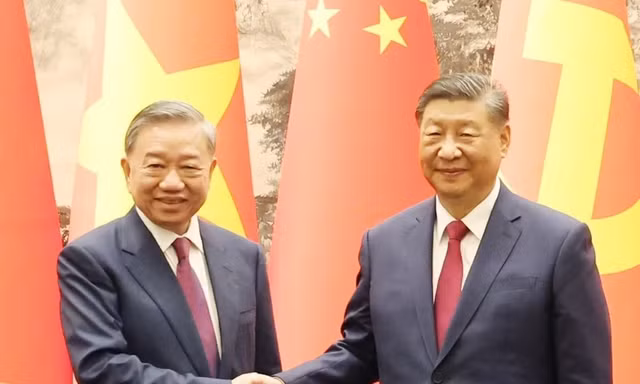 Tổng Bí thư, Chủ tịch nước Tô Lâm và Tổng Bí thư, Chủ tịch nước Trung Quốc Tập Cận Bình tại Đại lễ đường Nhân dân ở thủ đô Bắc Kinh, trưa 19/8/2024. Ảnh: TTXVN 