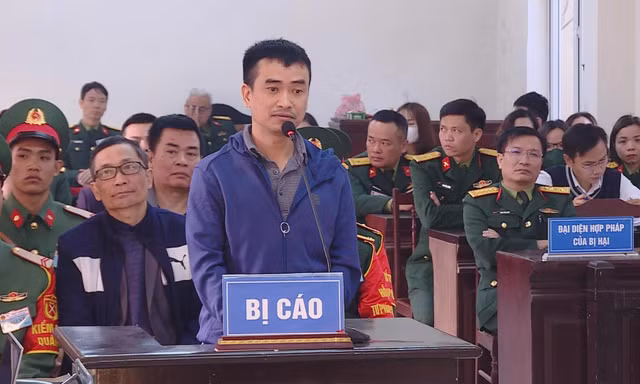 Bị cáo Phan Quốc Việt tại phiên tòa