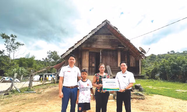 Bảo hiểm Agribank chi nhánh Đắk Lắk thanh toán khoản vay cho khách hàng