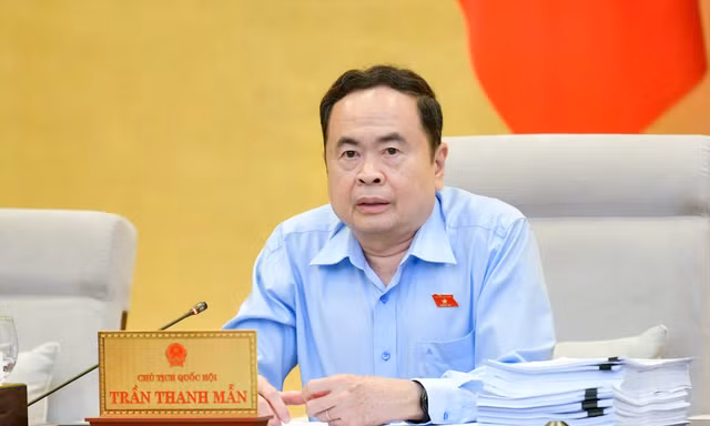 Chủ tịch Quốc hội Trần Thanh Mẫn phát biểu tại phiên họp