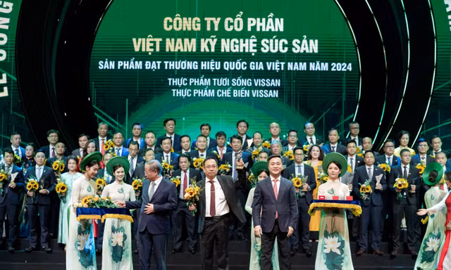 VISSAN được vinh danh Sản phẩm đạt Thương hiệu Quốc gia Việt Nam năm 2024