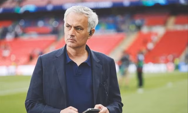 Jose Mourinho ký hợp đồng 3 năm, ấn định ngày ra mắt Real Madrid 