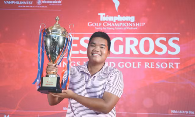 Tiền Phong Golf Championship lần thứ 8 diễn ra trên sân Kings Course. Ảnh: Như Ý