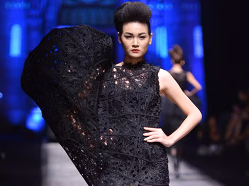 Thùy Trang Next Top tái xuất sau scandal ảnh nóng