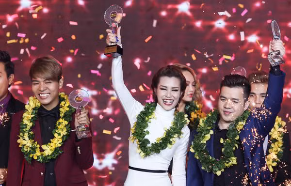 [VIDEO]: Đông Nhi thành quán quân The Remix