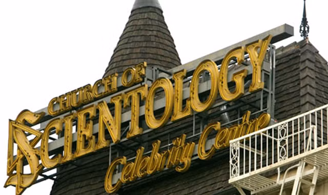 Trung tâm người nổi tiếng của Giáo phái Scientology tại Los Angeles.