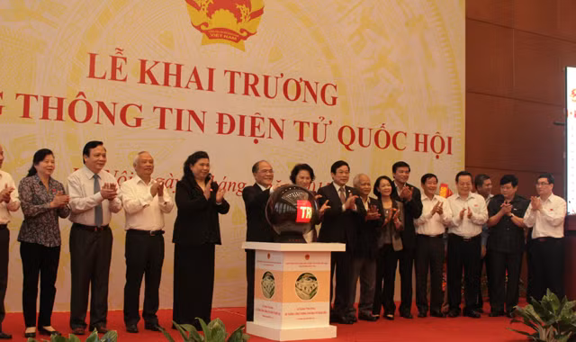 Khai trương Cổng thông tin điện tử Quốc hội
