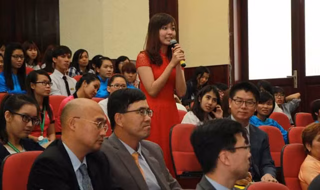 Chủ tịch Quốc hội Hàn Quốc: Tương lai nằm trong tay các bạn