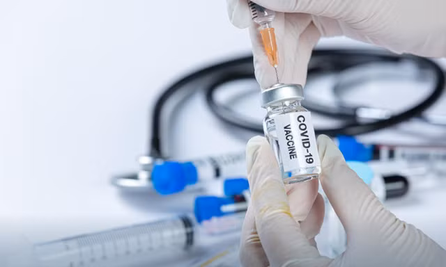 Cả nước có 8.813 ca mắc COVID-19 mới, 'điểm nóng' TPHCM F0 giảm kỷ lục