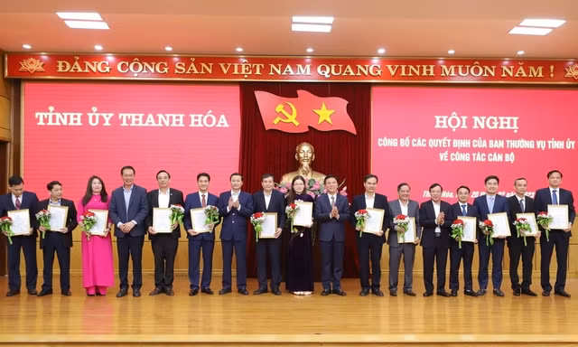 Thanh Hóa bổ nhiệm, điều động nhiều cán bộ chủ chốt