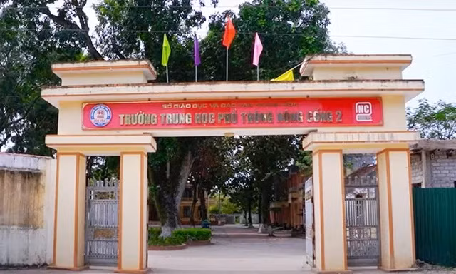 Công an vào cuộc vụ nam sinh bị đánh phải nhập viện ở Thanh Hóa