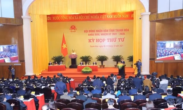 Hội đồng nhân dân các tỉnh họp bàn nhiều vấn đề quan trọng