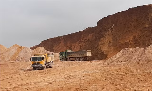 Xử lý các mỏ khai thác khoáng sản cố tình không lắp đặt trạm cân và camera ở Thanh Hoá