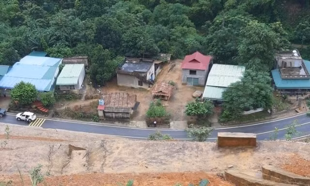 Thanh Hóa: Ám ảnh vết nứt ta luy trên quốc lộ 15