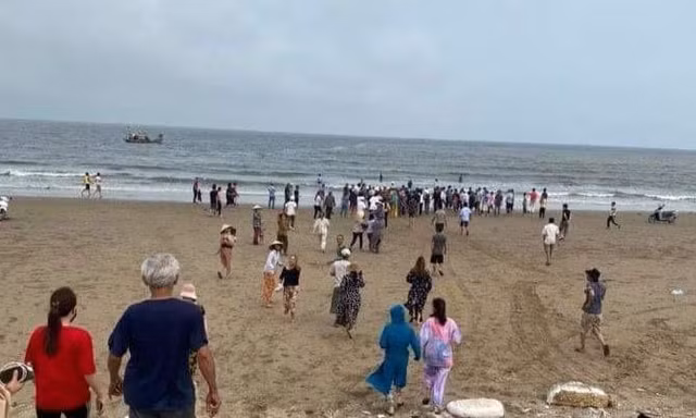 Trượt chân rơi xuống kênh, cháu bé 3 tuổi ở Thanh Hóa bị đuối nước thương tâm