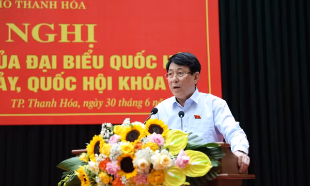 Thường trực Ban Bí thư Lương Cường tiếp xúc cử tri thành phố Thanh Hóa