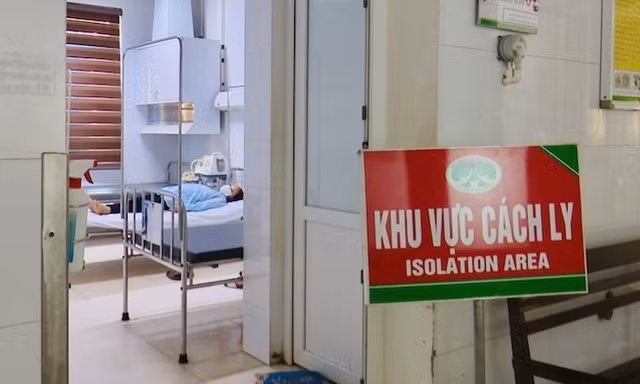 Bệnh nhân mang thai 8 tháng ở Thanh Hóa dương tính với bạch hầu