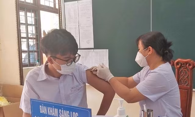 Diễn biến phức tạp, TP Thanh Hóa nâng mức phòng, chống dịch