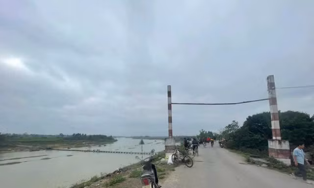 Nam sinh lớp 6 nhảy xuống sông cứu bạn, cả 2 người bị nước cuốn mất tích