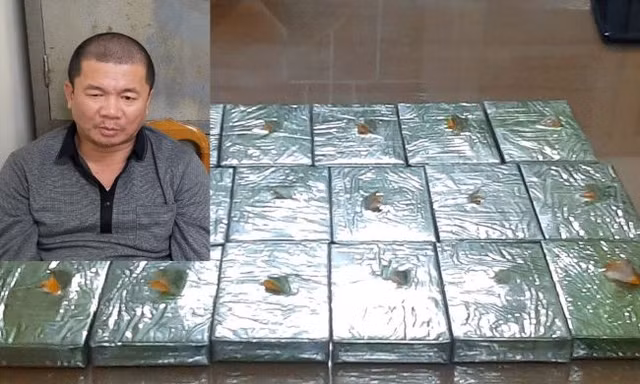 'Ôm' 17 bánh heroin lên chuyến tàu Bắc-Nam