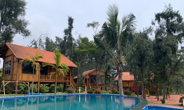Nhiều homestay xây dựng ven biển không phép ở Thanh Hoá