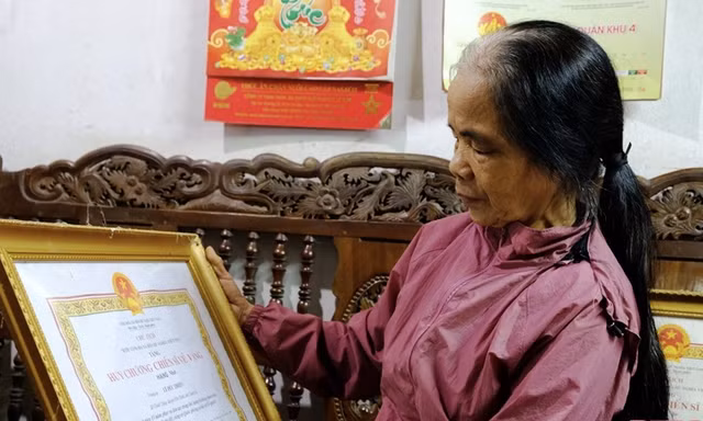 Con không về với mẹ, lời hẹn 'về quê tìm dâu, cưới vợ' mãi mãi không thành