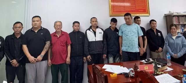 Khởi tố giám đốc doanh nghiệp và 11 đối tượng liên quan đến khai thác cát trái phép ở Thanh Hóa