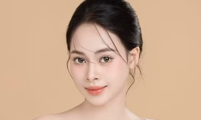 Cô gái 19 tuổi ở Ninh Bình bị tai nạn vẫn không từ bỏ ước mơ thi hoa hậu