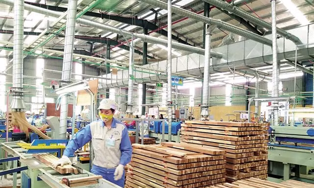 Xuất khẩu gỗ và lâm sản đạt kỷ lục 15,87 tỷ USD 