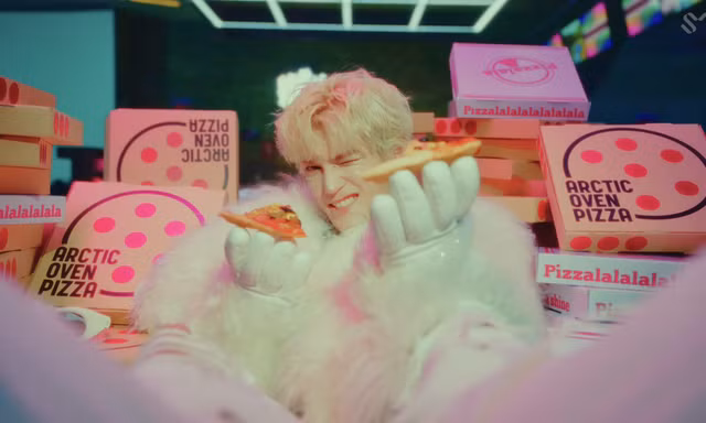 Taeyong (NCT) ra mắt solo, ca khúc chủ đề lấy cảm hứng từ Tuần lễ thời trang Paris