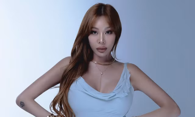 Jessi sắp diễn tại Hà Nội, fan hồ hởi tập "zoom in, zoom out" để gặp "chị đại K-Pop"