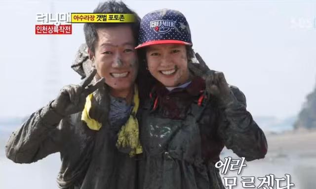 Động thái bất ngờ của Song Ji Hyo và Ji Suk Jin trước ồn ào bị công ty quỵt lương